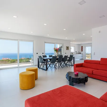 Carpe Diem, Stunning With Ocean View 빌라 *