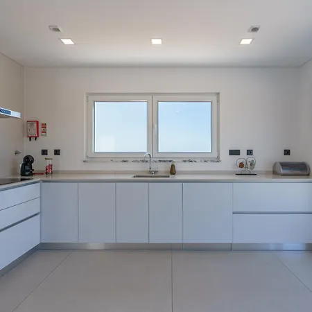 Carpe Diem, Stunning With Ocean View